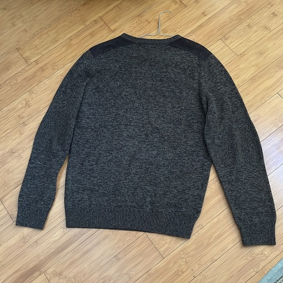 A.P.C. cashmere blend sweater brown patches at shoulder Medium - Picture 9 of 9